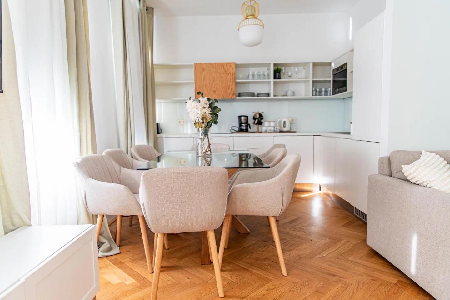 City Apartment, Two Metro Stations To Hauptbahnhof Vienna Luaran gambar