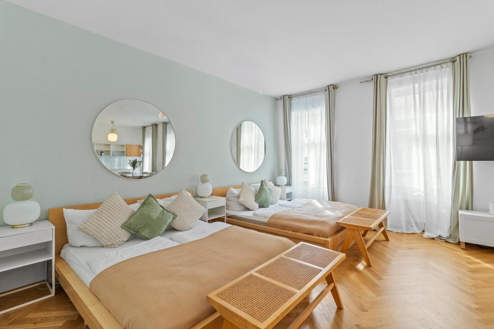 City Apartment, Two Metro Stations To Hauptbahnhof Vienna Luaran gambar