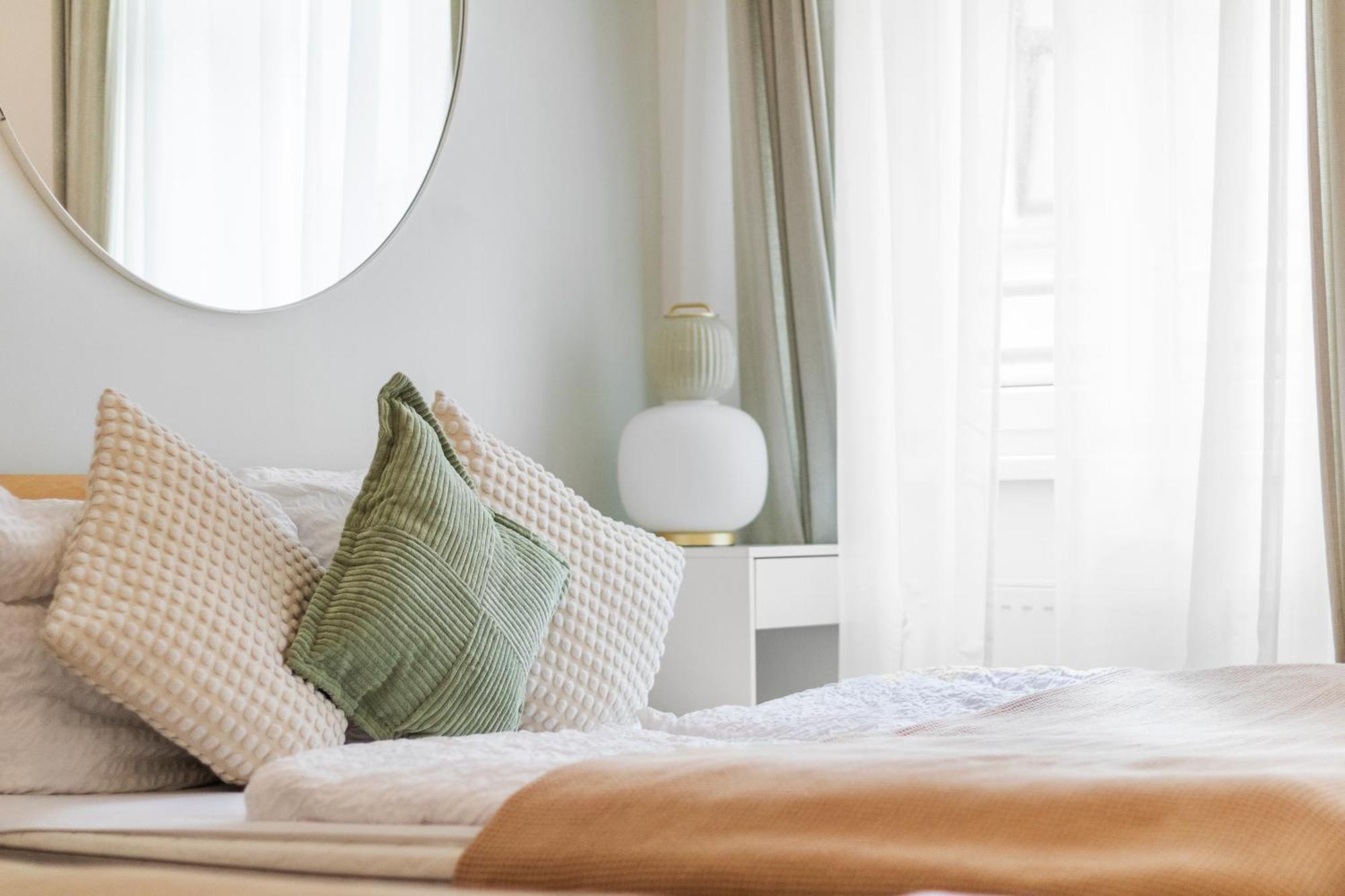City Apartment, Two Metro Stations To Hauptbahnhof Vienna Luaran gambar