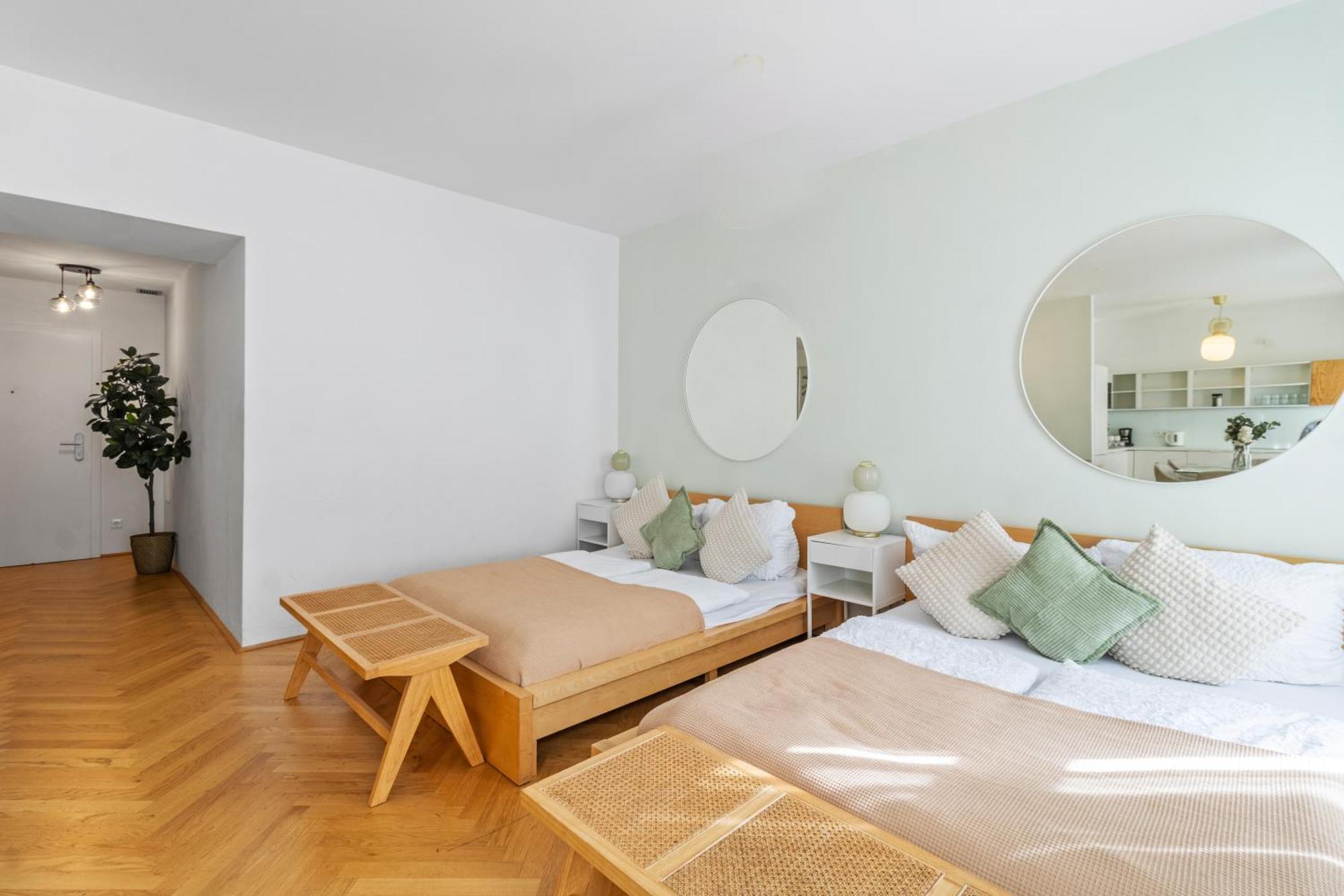City Apartment, Two Metro Stations To Hauptbahnhof Vienna Luaran gambar